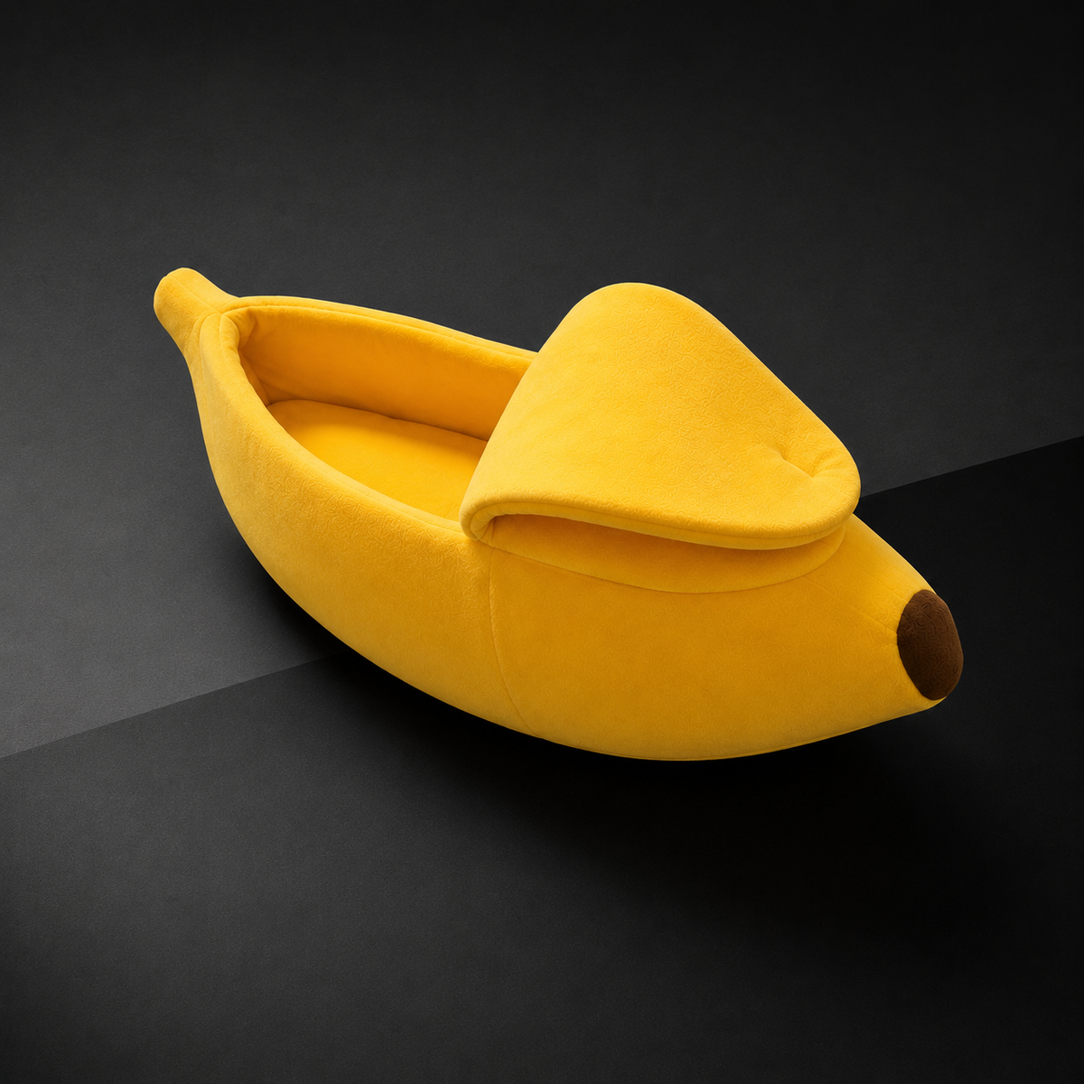 Cama Banana em Pelúcia com Base Antiderrapante para Cães e Gatos